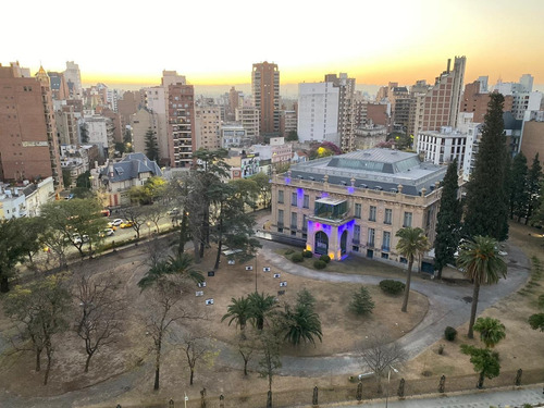 Imagen 13 de 14 de Piso En Cba Capital, Nueva Cba. 4 Hab. 3 Baños. 2 Coch