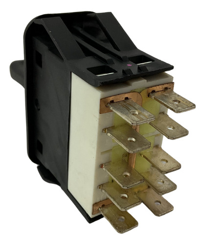 Interruptor Para Faros Delanteros Freightliner A0630769010