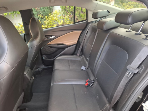 Chevrolet Onix 1.2 Premier At