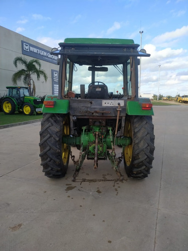 John Deere 2850