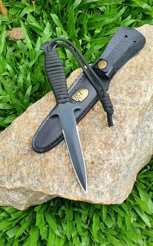 Punhal Tático Militar Elmo Black Todo Preto Cabo Em Paracord