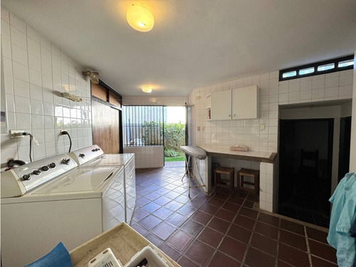 Vendo Casa 730m2 La Lagunita 0094