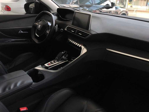 Peugeot 5008 2019 1.6 Allure