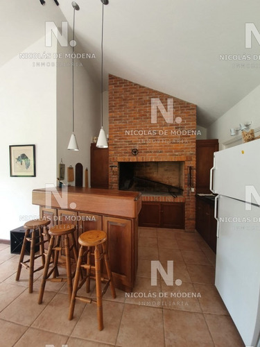 Hermosa Casa En Venta Zona Privilegiada.- Ref: 4179