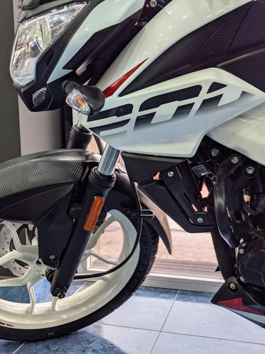 Imagen 5 de 16 de Bajaj Rouser Ns 200