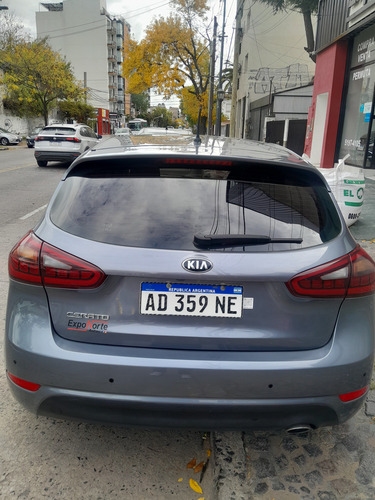 Kia Cerato 2.0 Sx At6