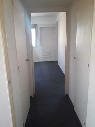 Imagen 2 de 14 de Venta De Departamento De Tres Ambientes Con Cochera