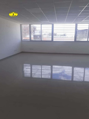 Imagen 2 de 11 de 3013mj- Oficina Centrica A Estrenar 90 M2 Con Baño Y Cocina