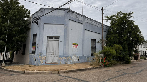 Casa En Concepción Del Uruguay En Venta  