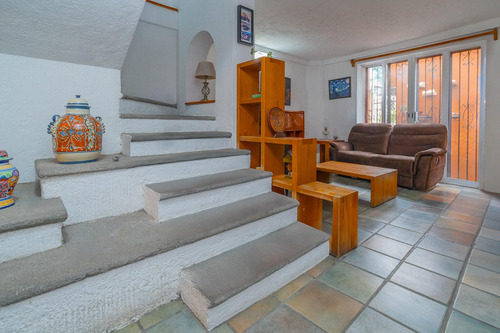 Casa Sola En Privada - Teopanzolco Y Pan De Ayala