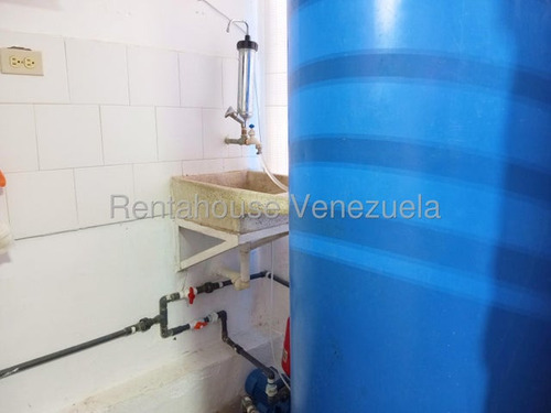 M&n Venden Comodo Apartamento En La Mora Cabudare Lara