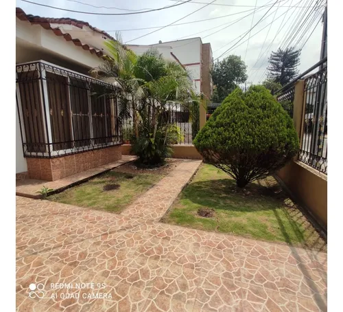 Venta De Casa De 176mt2 En Quintas De Don Simón, Sur De Cali 5839.