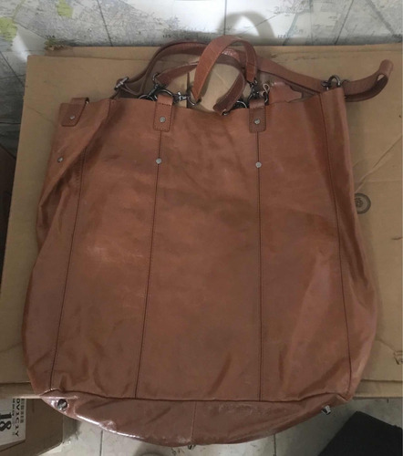Imagen 1 de 4 de Bolsa Piel Mango