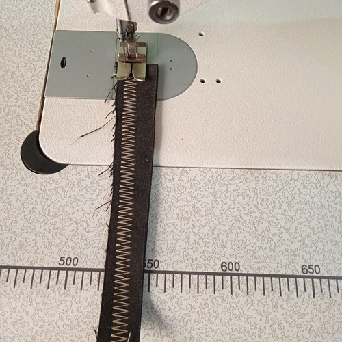 Imagen 6 de 8 de Maquina Coser Zig Zag Y Recta Industrial Modelo 20u Servo