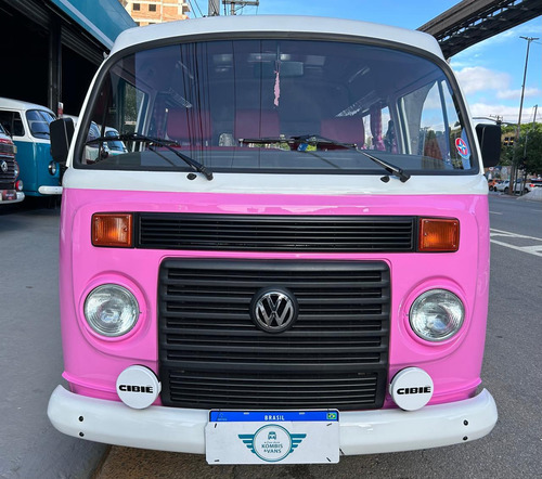 Volkswagen Kombi 1.4 Standard Total Flex 3p