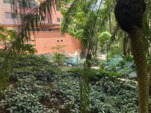 Apartamento En Venta En El Poblado, Los Balsos. Cod V12659