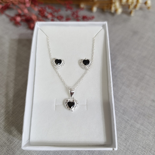 Promo. Conjunto Corazón Aros + Dije + Cadena. Plata 925. Negro Negro