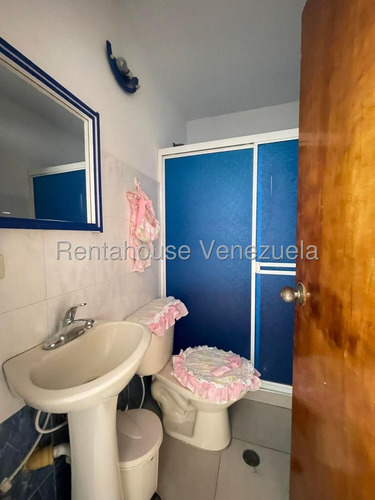 Casa En Alquiler Amoblada Bien Ubicada Con Agua Constante Seguridad 3 Habitaciones 3 Baños Lista Para Mudarse Nela 25-14786