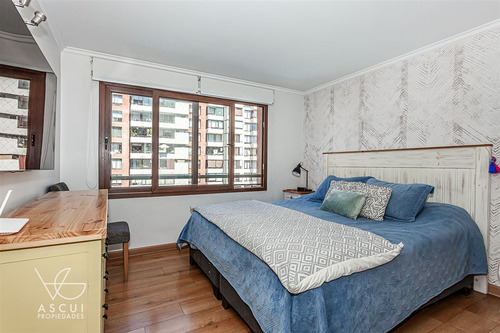 Departamento Remodelado En Venta De 3 Dorm. En Las Condes