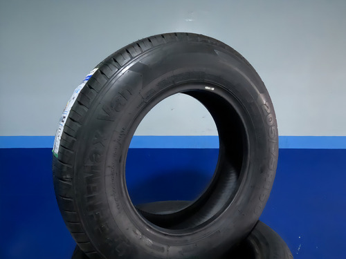 Kit de 2 pneus 205/75R16 Linglong GREEN MAX P 110/108 R