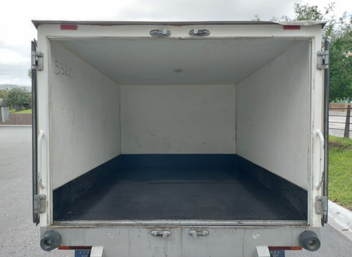 Imagen 7 de 8 de Nissan Np300 2018 Caja Seca