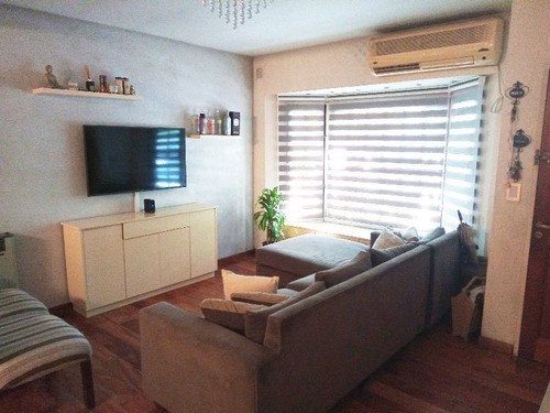 Imagen 3 de 13 de Triplex 4 Ambientes En Flores.