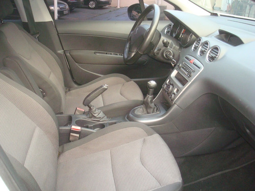 Imagem 13 de 14 de Peugeot 308 1.6 Allure 2013