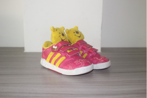 Tenis adidas Winnie Poo