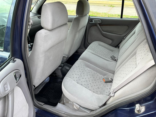 Volkswagen Gol Country 1.6 Trendline 70c