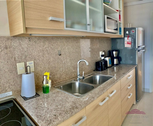 A Pasos De Playa Brava Y Con Los Mejores Amenities.- Ref: 1443
