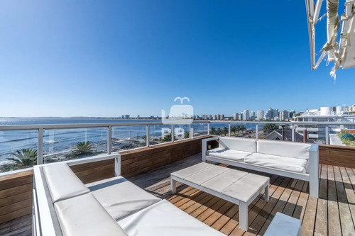 Penthouse En Venta, 3 Dormitorios, Puerto De Punta Del Este. - Espigón Aloha - Ref : Pbi13511