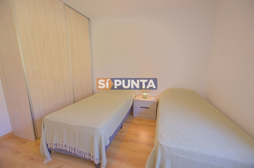 Imagen 12 de 19 de Casa En Venta - La Arbolada
