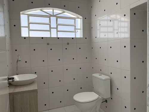 Sobrado Com 3 Dormitórios À Venda Por R$ 549.000,00 - Centro - Guararema/sp - So0039
