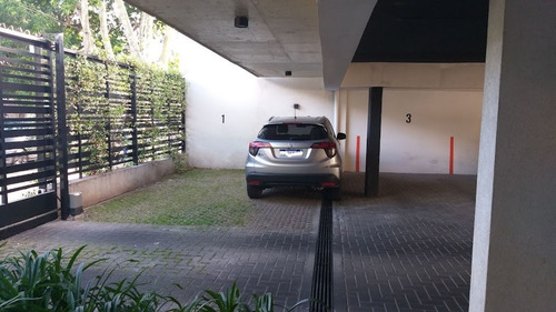 Imagen 2 de 30 de Venta Cochera Semicubierta En Olivos