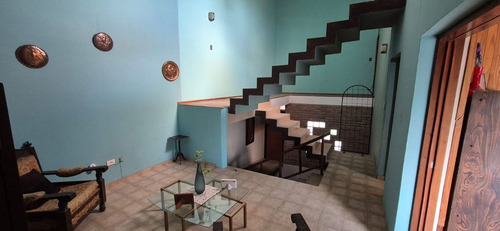 Casa 4 Dor Con 2 Locales Comerciales, La Calera