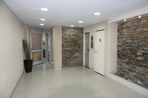 Imagen 9 de 9 de Venta-oficina - Belgrano - Cochera- Villa Urquiza- Apto Profesional-oportunidad