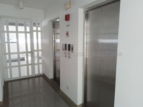 Imagen 18 de 23 de Apartamento Remodelado En Venta En San Bernardino Caracas