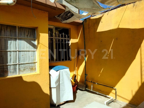 Imagen 11 de 21 de Casa En Venta Villa De Las Flores