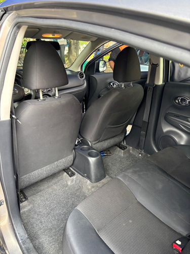 Nissan Versa 1.6 Advance