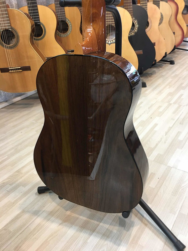 Imagen 4 de 5 de Fonseca 10 Guitarra Criolla Mini Negra Brillo
