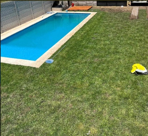 Imagen 5 de 10 de Hermosa Casa Quinta En Escobar, 4 Ambientes Con Pileta