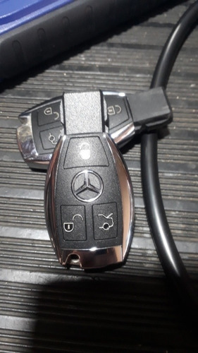 Copia De Llave Mercedes Benz Clase C  C220,c230,c250