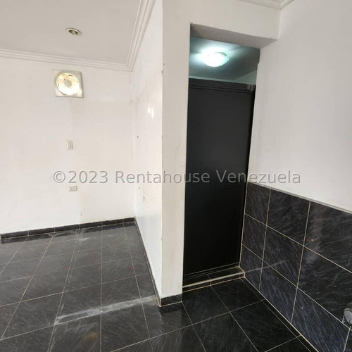 *//. Zudwendyz Leal Vende Casa Con Local Comercial En La Mata Cabudare, Lara. //* Zl
