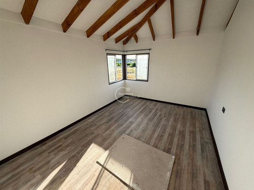 Parcela 5.000 M2, 150 M2 Construidos En Venta En Los Angeles