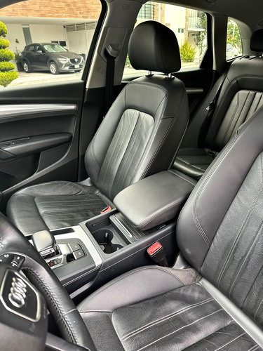 Audi Q5 2.0 L T Dynamic Dsg