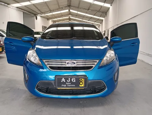 Ford Fiesta 1.6 Sportback Mecánica