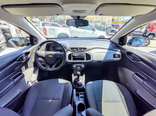 Imagem 4 de 8 de Chevrolet Onix 1.0 Mpfi Joy 8v Flex 4p Manual