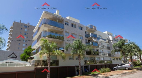 Imagen 23 de 27 de Moderno Apartamento De 3 Dormitorios A Pocas Cuadras Del Mar En Venta, Playa Brava