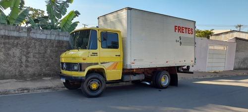 Mercedes 608 D