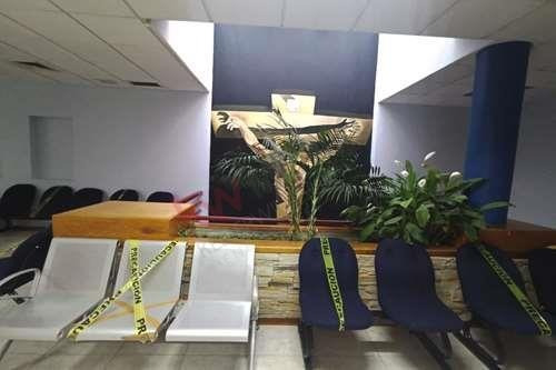 Imagen 6 de 18 de Consultorio Medico En Venta En Grupo Medico Arboledas, Sobre La 16 Poniente